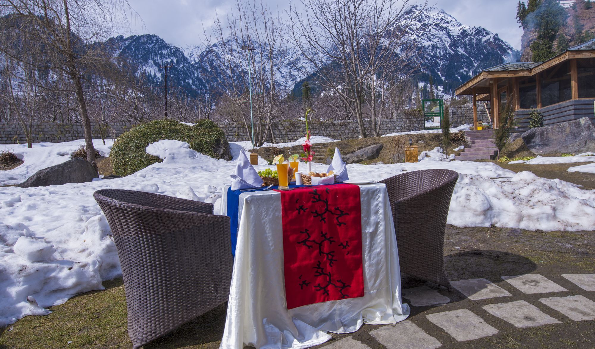 Solang Valley Resort Palchan Luaran gambar